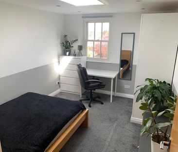 Room in a Shared House, Queenscourt, HA9 - Photo 2