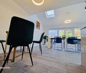 4 bedroom house of multiple occupation to rent - Photo 2