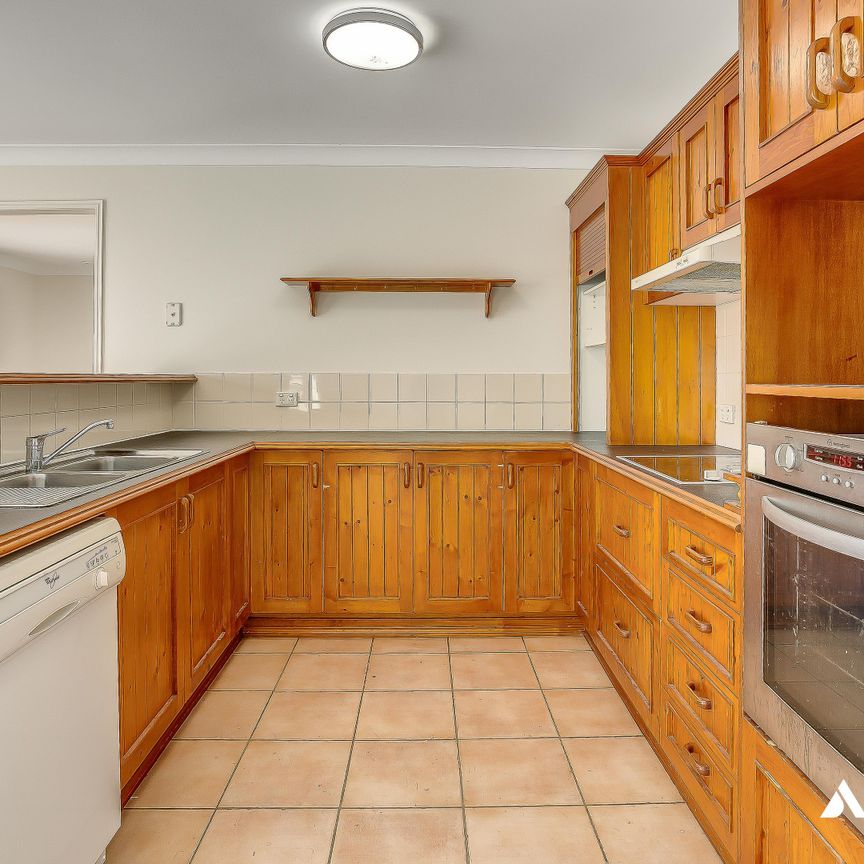 30 Deerdale Street, Stafford Heights QLD 4053 - House For Rent | Domain - Photo 1