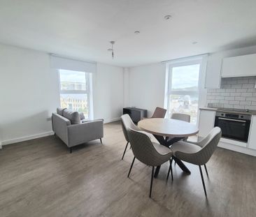 Cow Green, Halifax - Photo 2