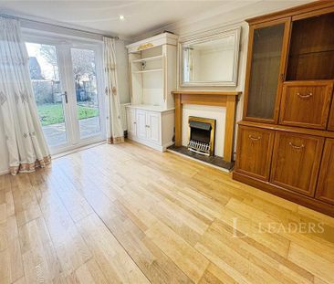 4 bedroom semi-detached house to rent - Photo 1