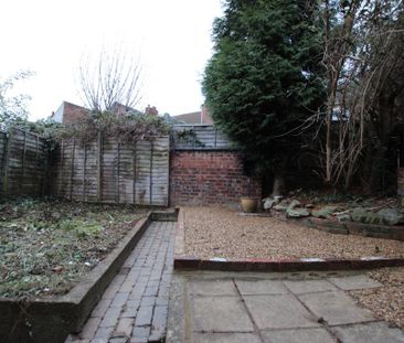 3 bedroom terraced house to rent - Photo 4