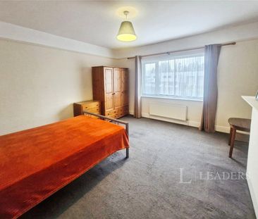 2 bedroom maisonette to rent Bournemouth Road, Chandler's Ford, Eas... - Photo 1