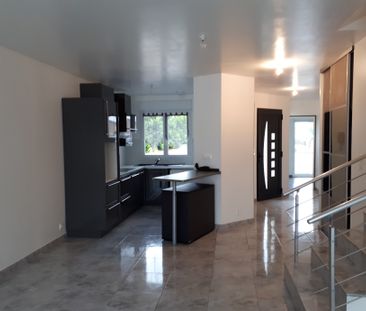 Location Maison 4 pièces 93m² CUGNAUX 31270 - Photo 6