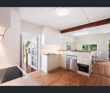 1/6 Messines Crescent, Miami, Qld 4220 - Photo 2