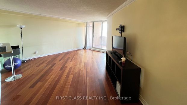 For Lease - 7811 Yonge Street Unit# 905, Markham, Ontario - Photo 1