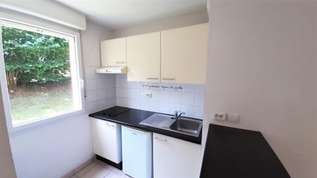 location Appartement T2 DE 42.1m² À LIMOGES - Photo 3