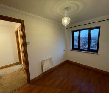 2 Bedroom House To Rent - Photo 2