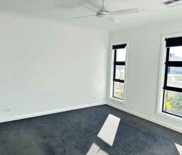 Genuine 4-Bedroom Home - Photo 3