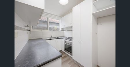 Quiet, spacious and modern! - Photo 5