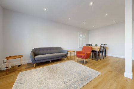 For Lease - 22 Wayne Avenue, Toronto, Ontario - Photo 2