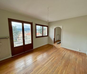 Location Appartement 3 pièces 61m² AUBENAS 07200 - Photo 2