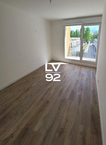 Location Appartement 4 pièces 85m² ASNIERES SUR SEINE 92600 - Photo 5