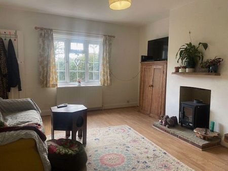 3 bedroom cottage to rent - Photo 2