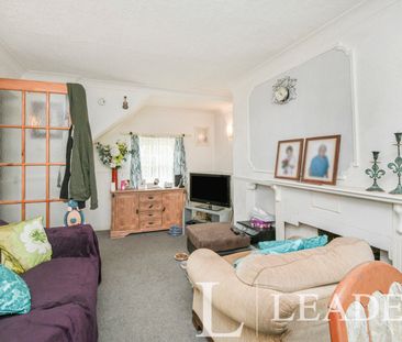 2 bedroom maisonette to rent Willowfield, Harlow, Essex, CM18 - Photo 2