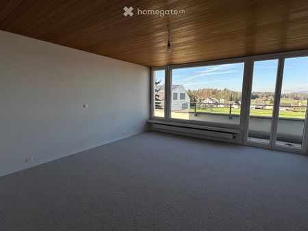 Lichtdurchflutete 7-Zimmer-Attikawohnung mit grosser Terrasse und Panoramablick in Niederrohrdorf - Foto 2
