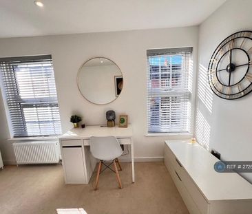 1 bedroom in a house share to rent - Photo 5