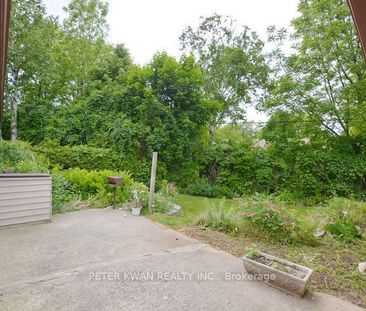 For Lease - 24 Northpark Road Unit# Upper, Barrie, Ontario - Photo 2