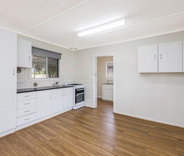 Neat & Tidy Home with Workshop and Side Access - Photo 5