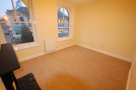 Studio to rent - Photo 2