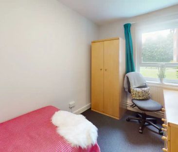 Large Standard Room - Photo 3