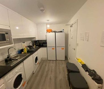 Hospital Way, Lewisham, SE13 - Photo 3