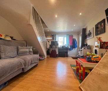 2 bedroom semi-detached house to rent - Photo 2