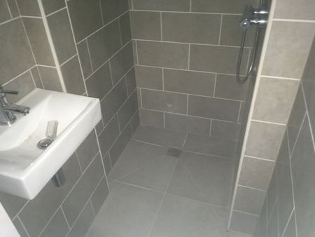 4 Bed Terraced House, Cardigan Gardens, RG1 - Photo 4