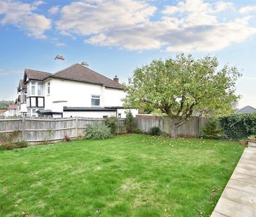 Colchester Road, Northwood - Photo 6