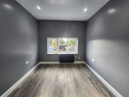 Bridgnorth Road, Wollaston, Stourbridge, DY8 3NY - Photo 4