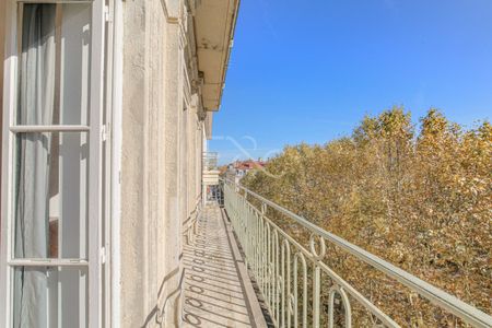 T4 meublé de 159 m² - Place Maréchal Lyautey Lyon 6ème - Photo 4