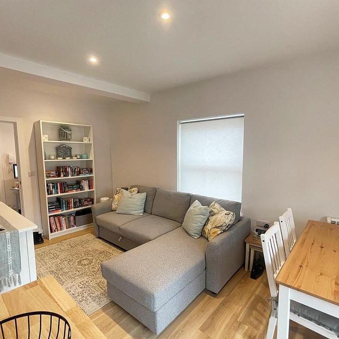 1 bedroom flat to rent - Photo 1