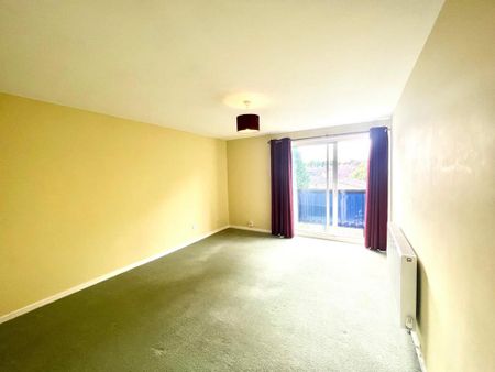 2 bedroom flat to rent - Photo 2