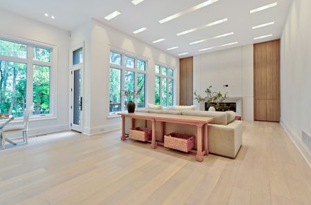 For Lease - 27 Hurlingham Crescent, Toronto, Ontario - Photo 2