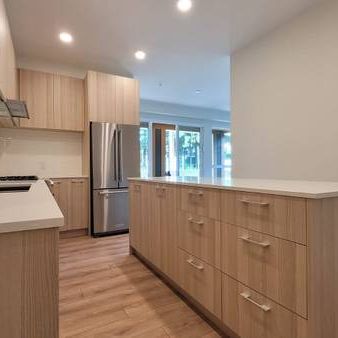 $3550 / 1028 sqft - 3 Bedroom + Den + 2 Bath with spacious deck - Photo 1