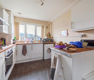 4 bedroom house to rent - Photo 1