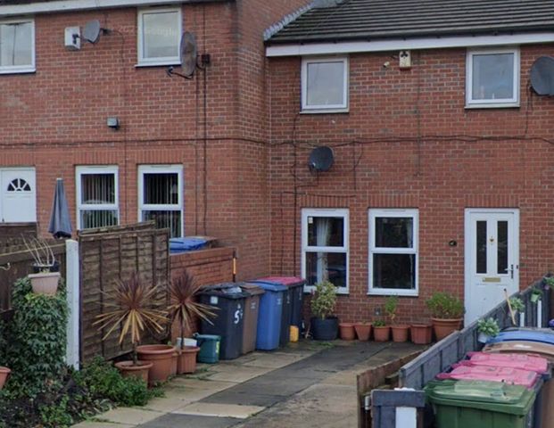 3 Bed Terraced House, Gardner Street, M6 - Photo 1