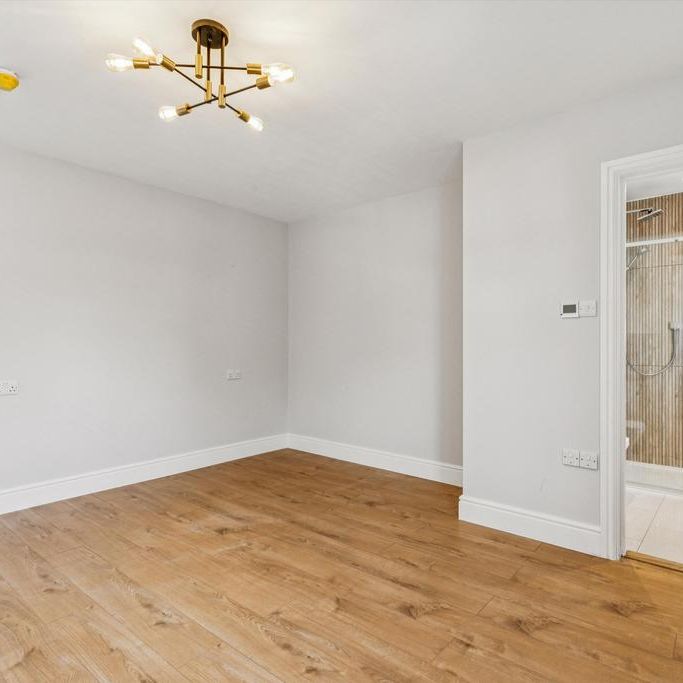 5 bedroom terraced house to rent - Photo 1