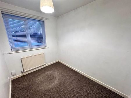 4 bedroom detached house to rent - Photo 5