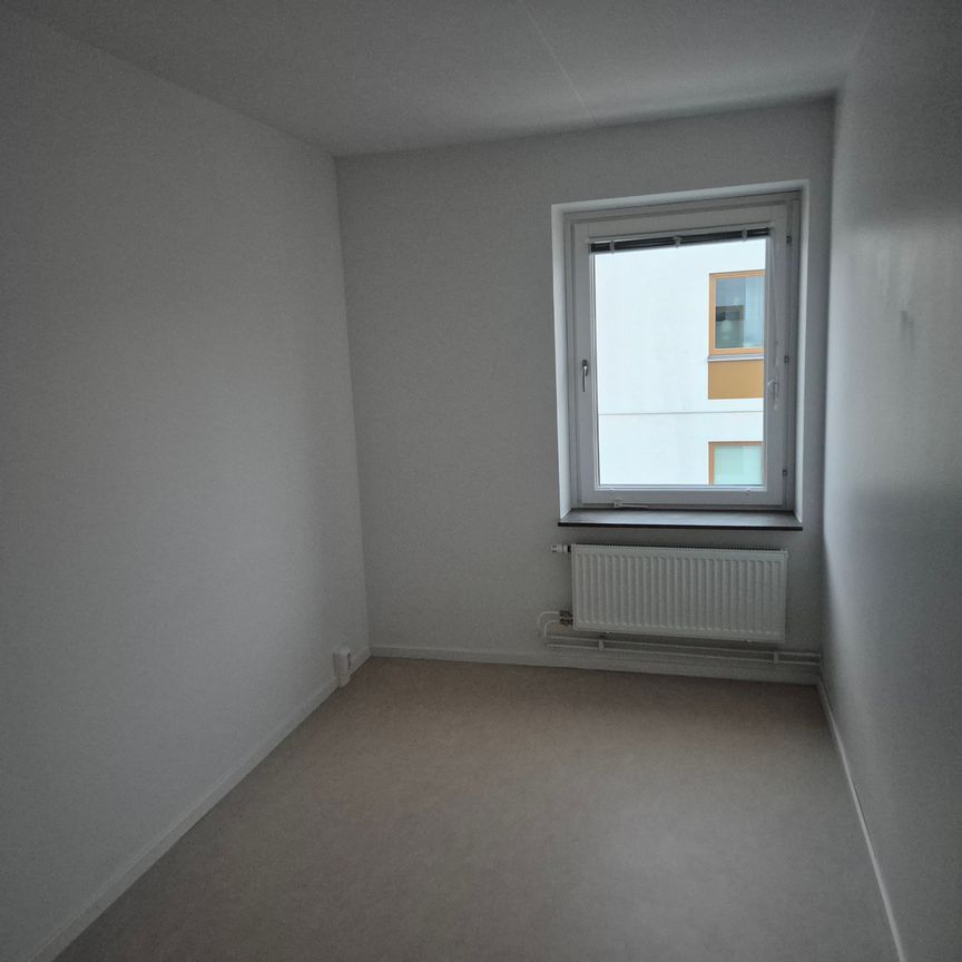 Taggsvampsvägen, Nykvarn - Foto 1