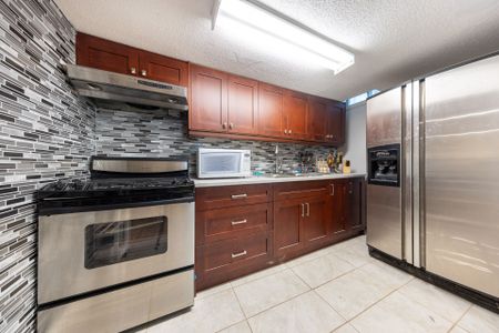 For Lease - 32 Hamills Crescent Unit# BSMT, Richmond Hill, Ontario - Photo 4