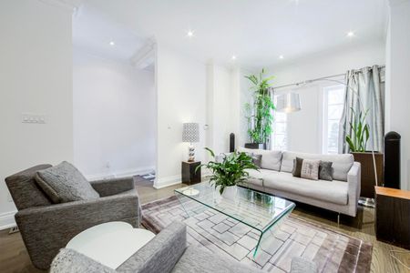 For Lease - 190 Bedford Road, Toronto, Ontario - Photo 4