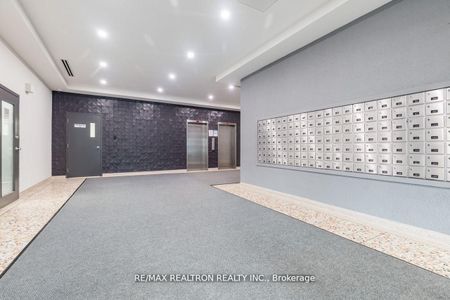 For Lease - 21 Vaughan Road Unit# 907, Toronto, Ontario - Photo 5