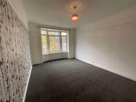 Kingsbridge Drive, Glasgow, G44 - Photo 4