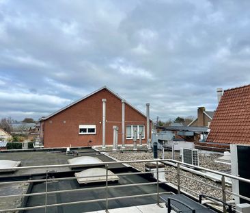 Lichtrijk duplexappartement met 3 slaapkamers in Sint-Michiels - Photo 6