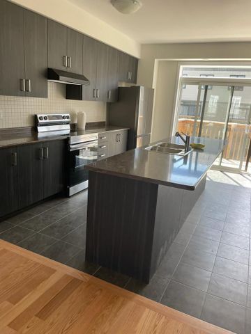 For Lease - 81 Holder Drive, Brantford, Ontario - Photo 3