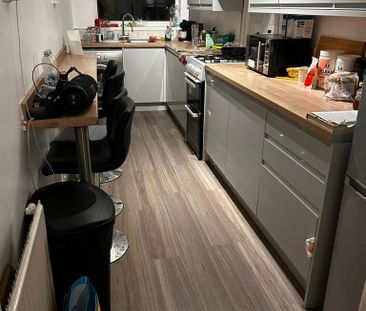 4 bedroom house to rent - Photo 2