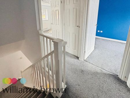 2 bedroom end of terrace house to rent - Photo 2