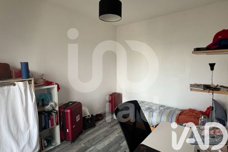 Location Appartement 4 pièces - Photo 2