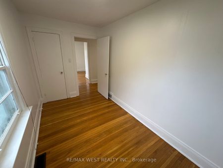 For Lease - 8186 Islington Avenue, Vaughan, Ontario - Photo 2